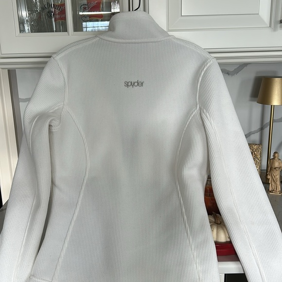 Spyder Woman’s Sweater - Picture 8 of 9